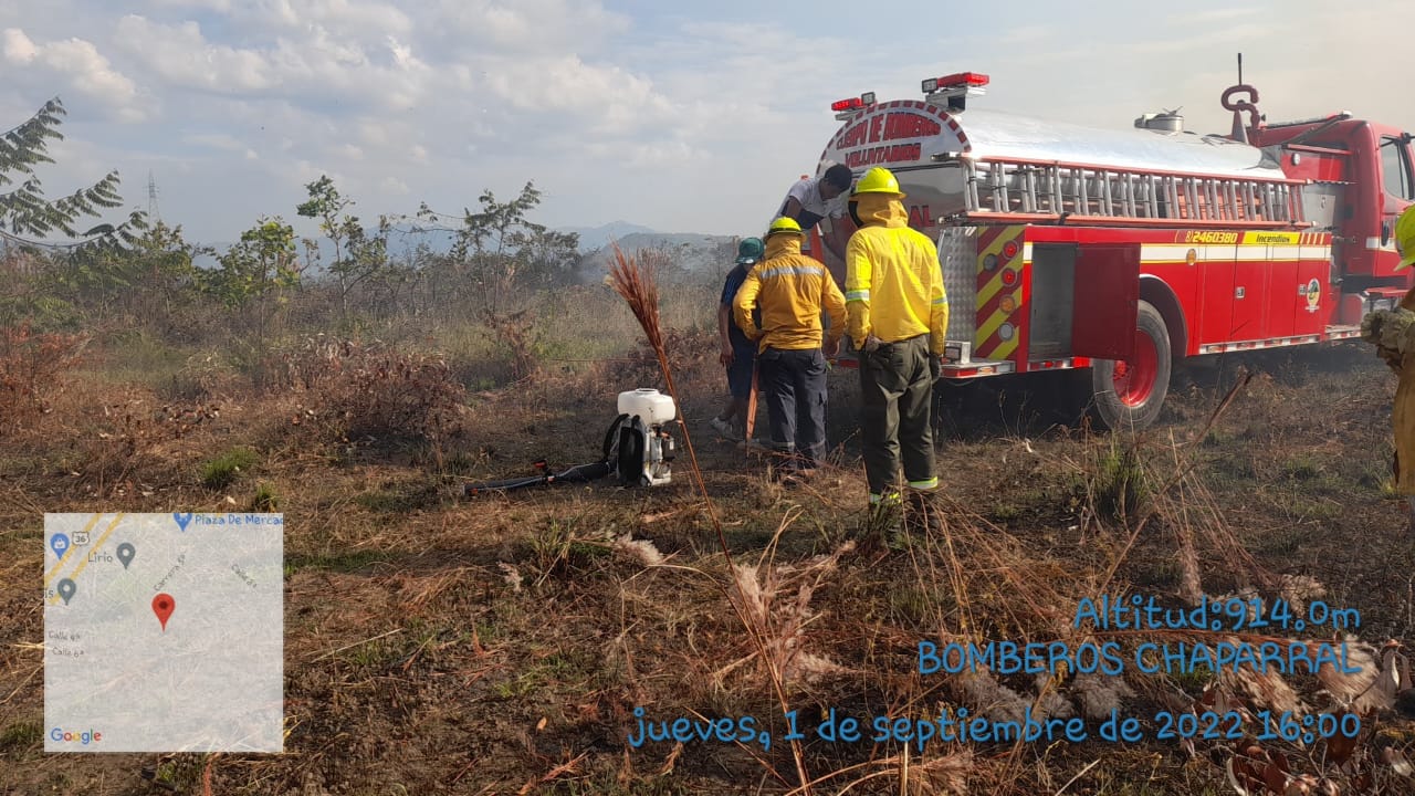 Suministrada / El Nuevo Día  En el incendio que se registró en Chaparral se afectaron seis hectáreas  vegetales. 