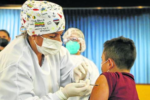 Colombia ha aplicado 36.318.896 dosis de las 38.800.758 que han llegado al país desde el inicio del Plan Nacional de Vacunación en febrero de este año.