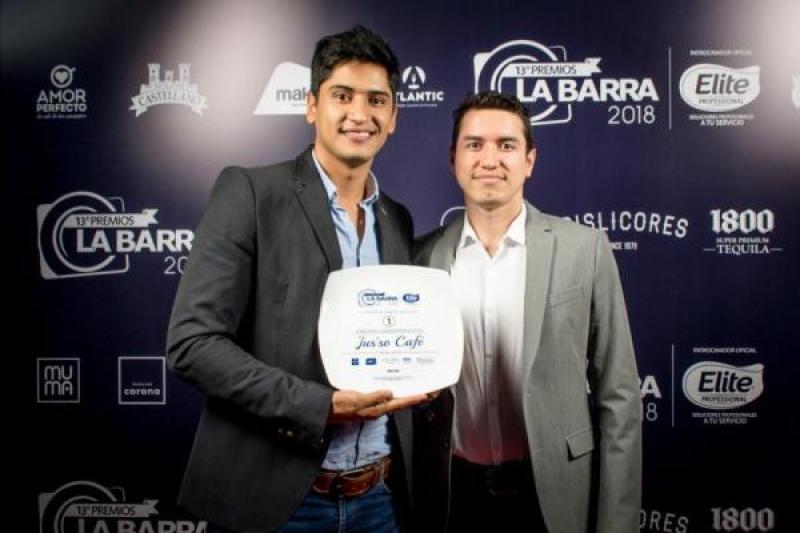 Revista La Barra / Axioma Comunicaciones
