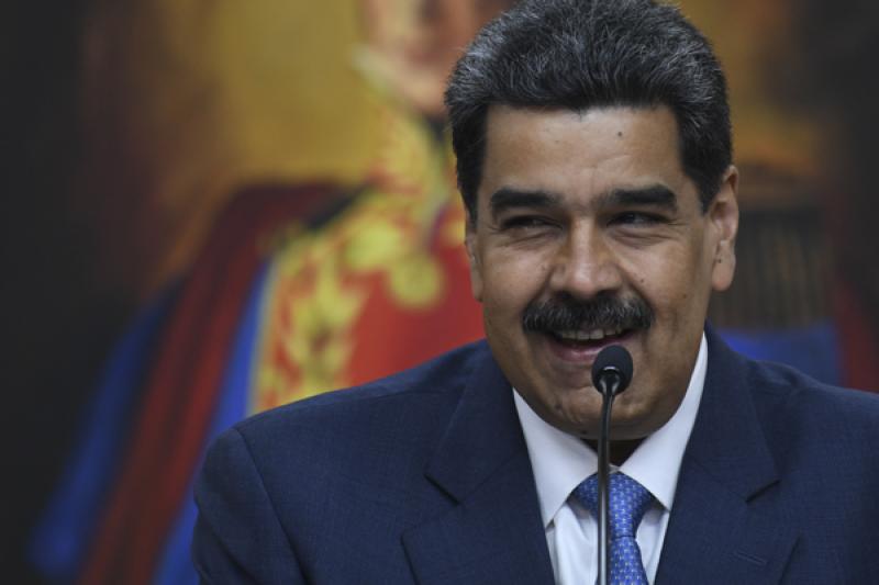 El gobernante venezolano ofreció ayer una rueda de prensa con medios internacionales en Caracas. Maduro pidió a los “países amigos” sus buenos oficios para las parlamentarias.
