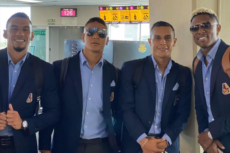 Yeison Gordillo, Daniel Cataño y Juan David Ríos, tres integrantes de la nómina ‘Pijao’ que viajó ayer rumbo a Porto Alegre.
