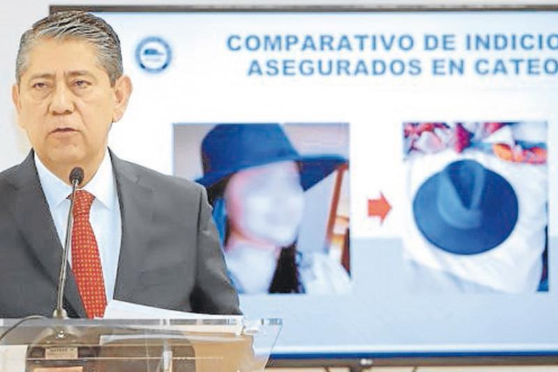 El fiscal Gilberto Higuera Bernal dio detalles de los asesinatos durante una rueda de prensa en la ciudad de Puebla.