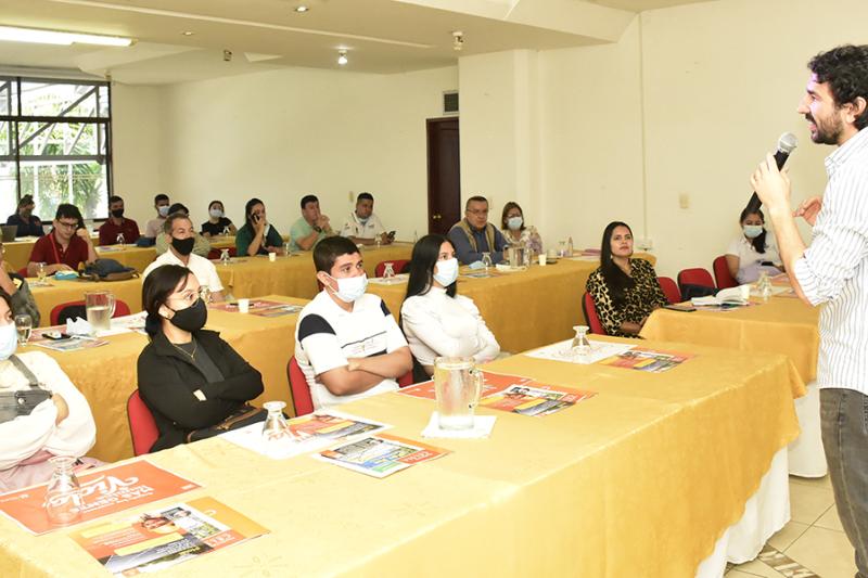 El evento contó con periodistas de medios impresos, web, radiales y audiovisuales. 