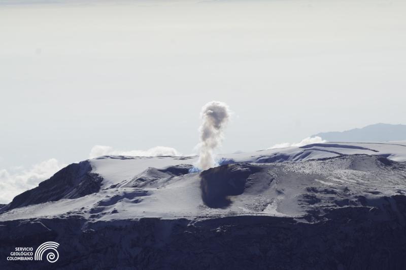 Lanzan nueva alerta en el Volcán del Ruiz por inestabilidad: “Hay aumento de temperatura”
