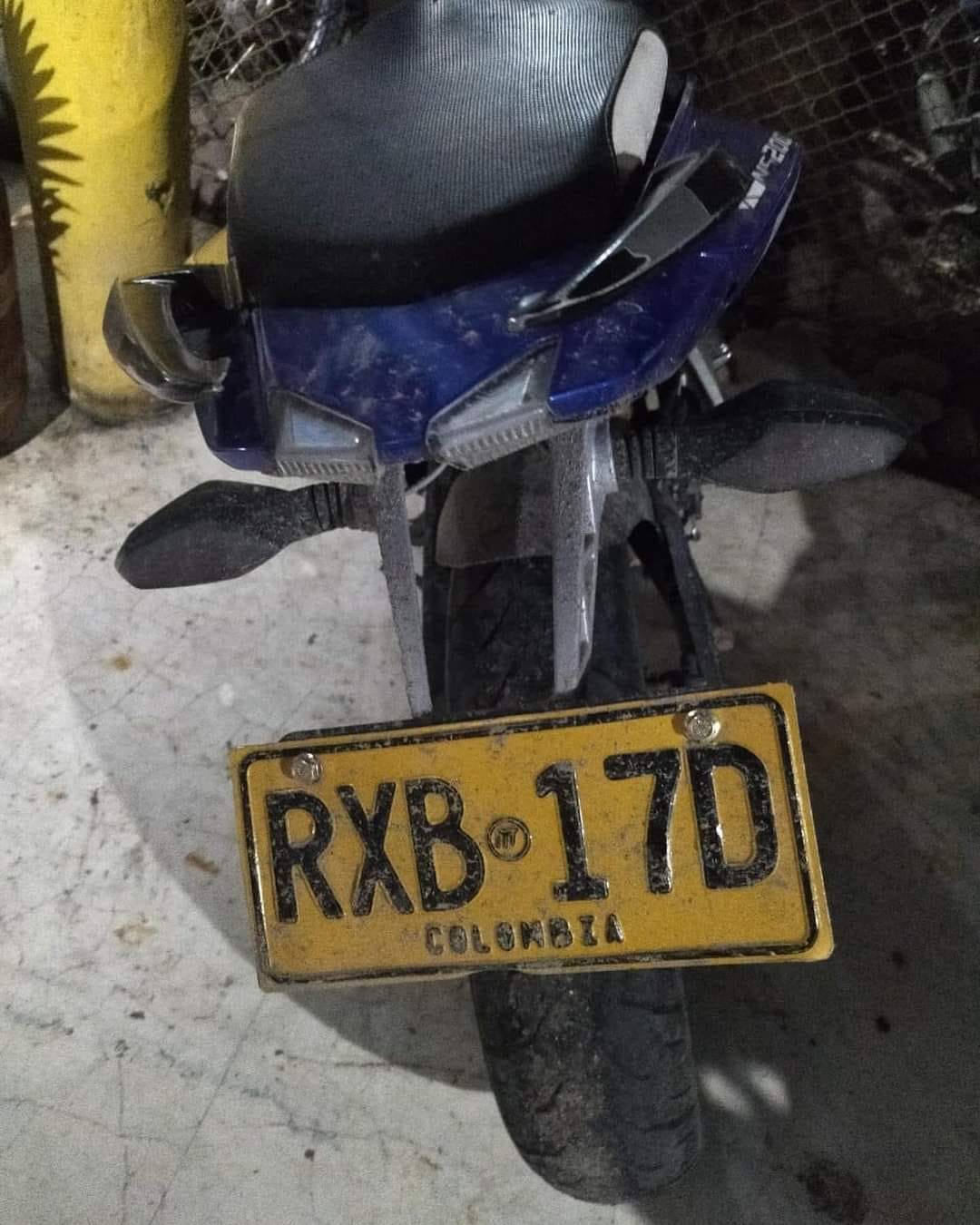 El presunto responsable conducía la motocicleta azul marca Bajaj Pulsar de placa RXB 17D. 