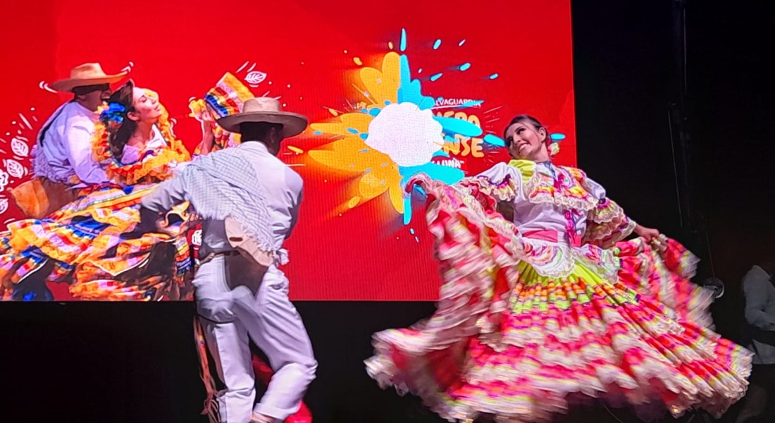 Suministradas / EL NUEVO DÍA. Presentación de la danza tradicional tolimense ‘El sanjuanero’ durante la rueda de prensa que se realizó el pasado jueves, en el Teatro Tolima. 