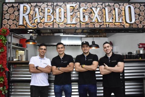 Estos son los profesionales y empresarios que le dieron vida a la taquería ibaguereña, ‘Rabo E Gxllo’.