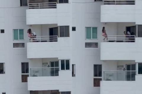 ¡Por tomarse una foto! Mujer puso en riesgo su vida desde un piso 10, posando en bikini