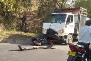 Julián, el militar de 23 años que murió en el Tolima: chocó en su moto contra un camión