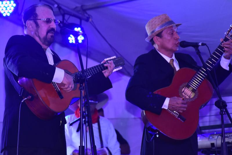 El dueto Viejo Tolima será el invitado especial de la primera parte de la jornada. 