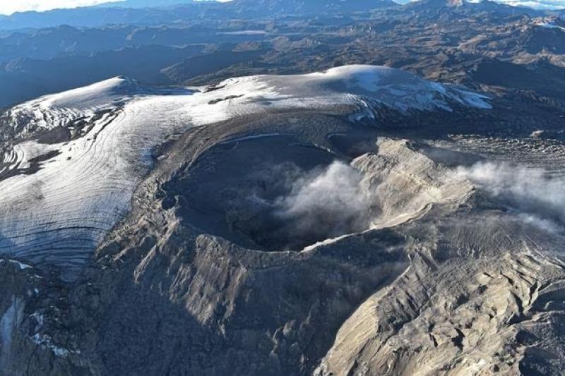 ¿Se puede predecir una erupción del volcán Nevado del Ruiz? Esto dice el SGC, por la alerta NARANJA