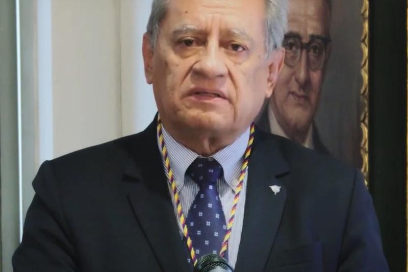 Augusto Trujillo Muñoz, actual presidente del Colegio Máximo de Academias de Colombia.